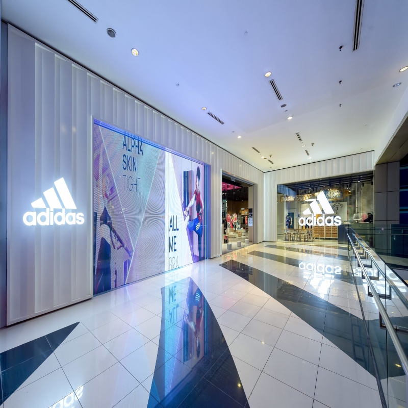 Adidas Pavilion 1
